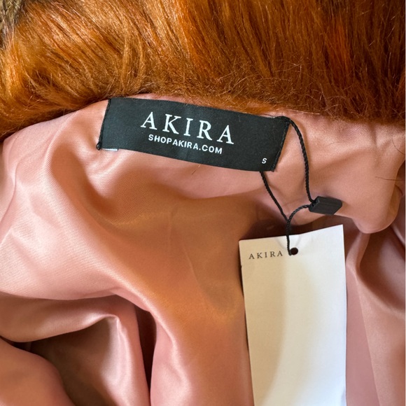 NWT Faux Fur Jacket - Picture 7 of 8